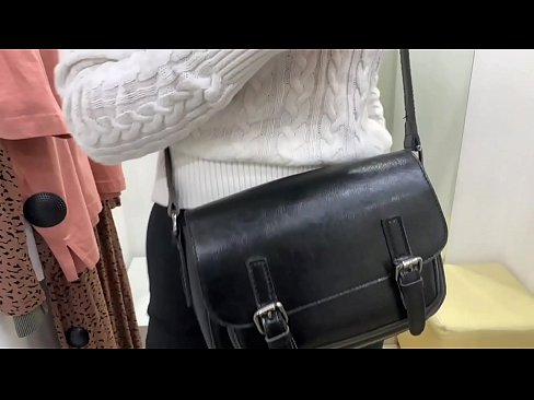 ❤️ ציבור מאַסטערביישאַן פון יונג הור פעראַלבעררי מיט אַ דילדאָ אין די פּאַסן צימער פּאָרנאָ פב אין פּאָרן yi.epicpornvideos-com.ru ❤